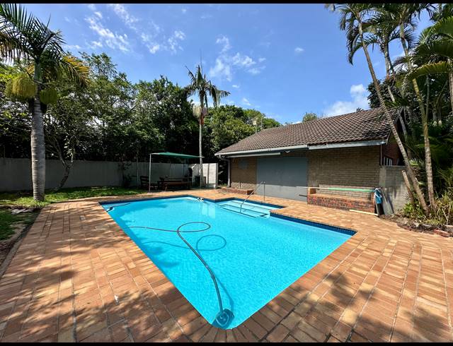 4 BEDROOM HOUSE FOR SALE IN MEER EN SEE
